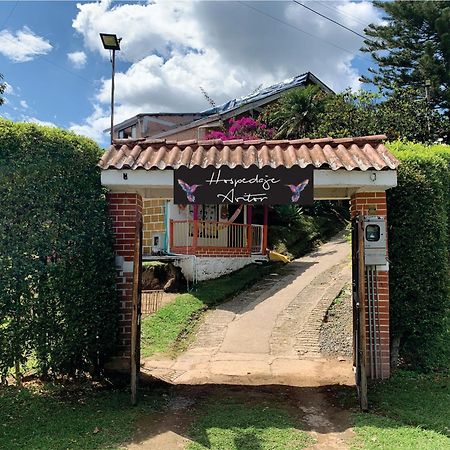 Hospedaje Avitor Casa de hóspedes Pereira Exterior foto